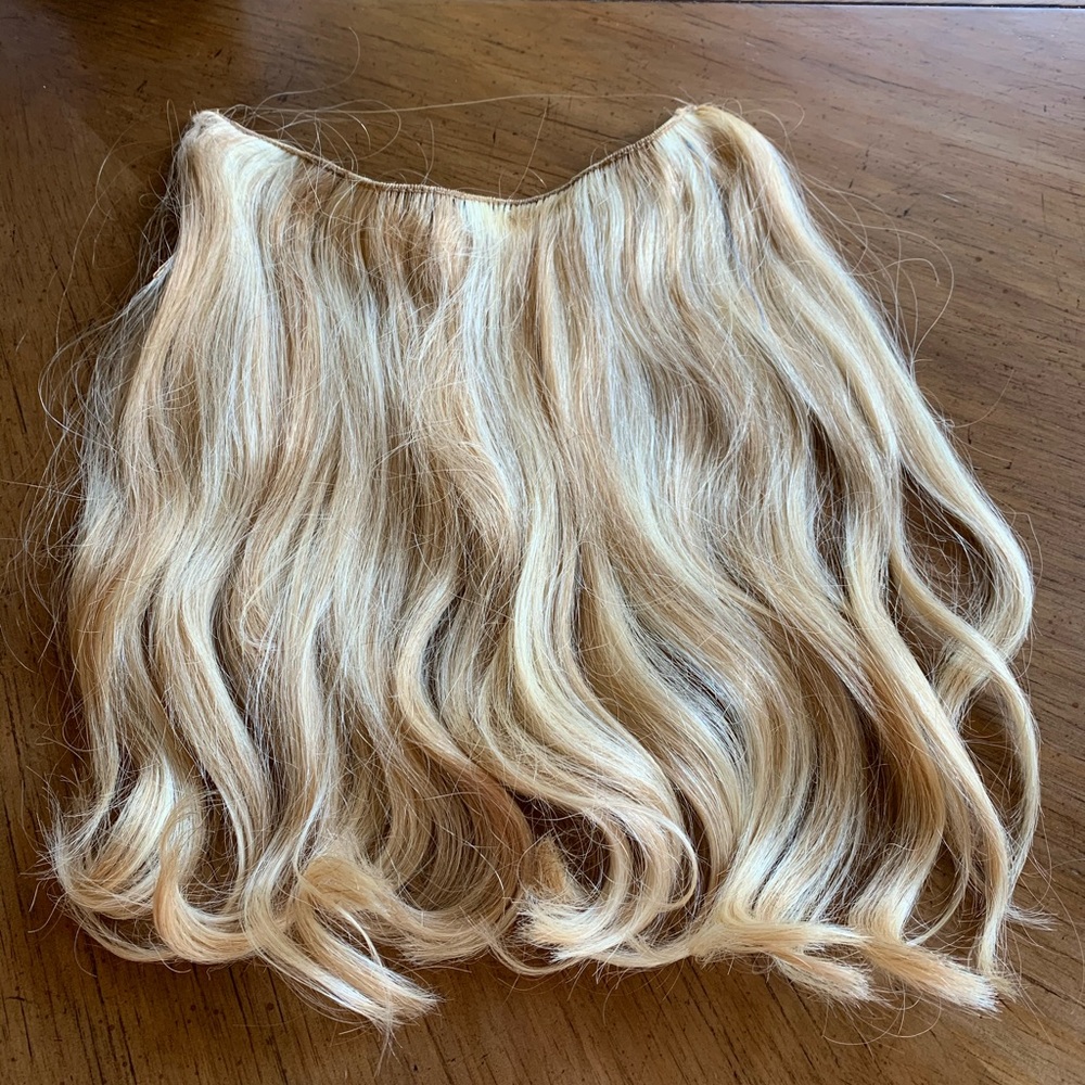 Pereg Milano halo hair extensions